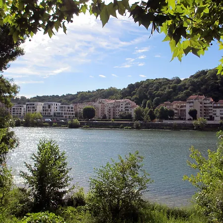 Spark By Hilton Ouest فندق