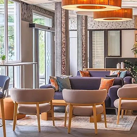 Spark By Hilton Ouest Лион