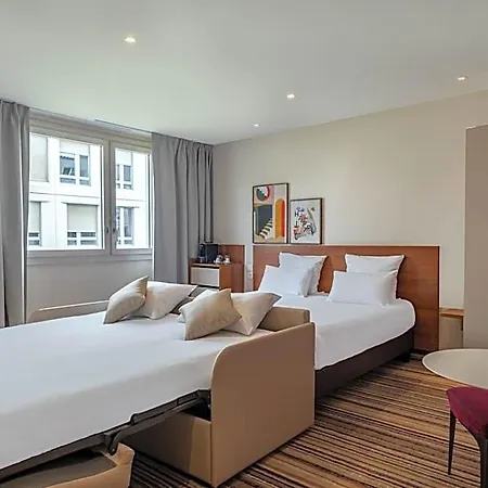 Отель Spark By Hilton Ouest