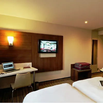 Spark By Hilton Ouest Otel Lyon