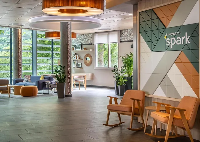 Spark By Hilton Ouest מלון ליון