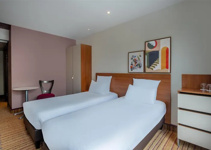 Spark By Hilton Ouest 3*