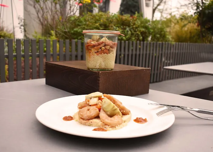 מלון Spark By Hilton Ouest 3*