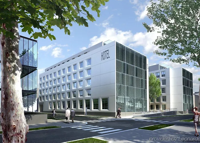 מלון Spark By Hilton Ouest