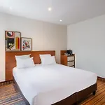 Spark By Hilton Ouest Szálloda Lyon