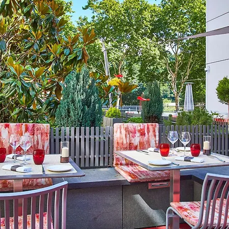 Spark By Hilton Ouest Hotel Lyon
