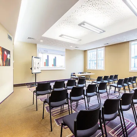 Spark By Hilton Ouest Hotel Lyon